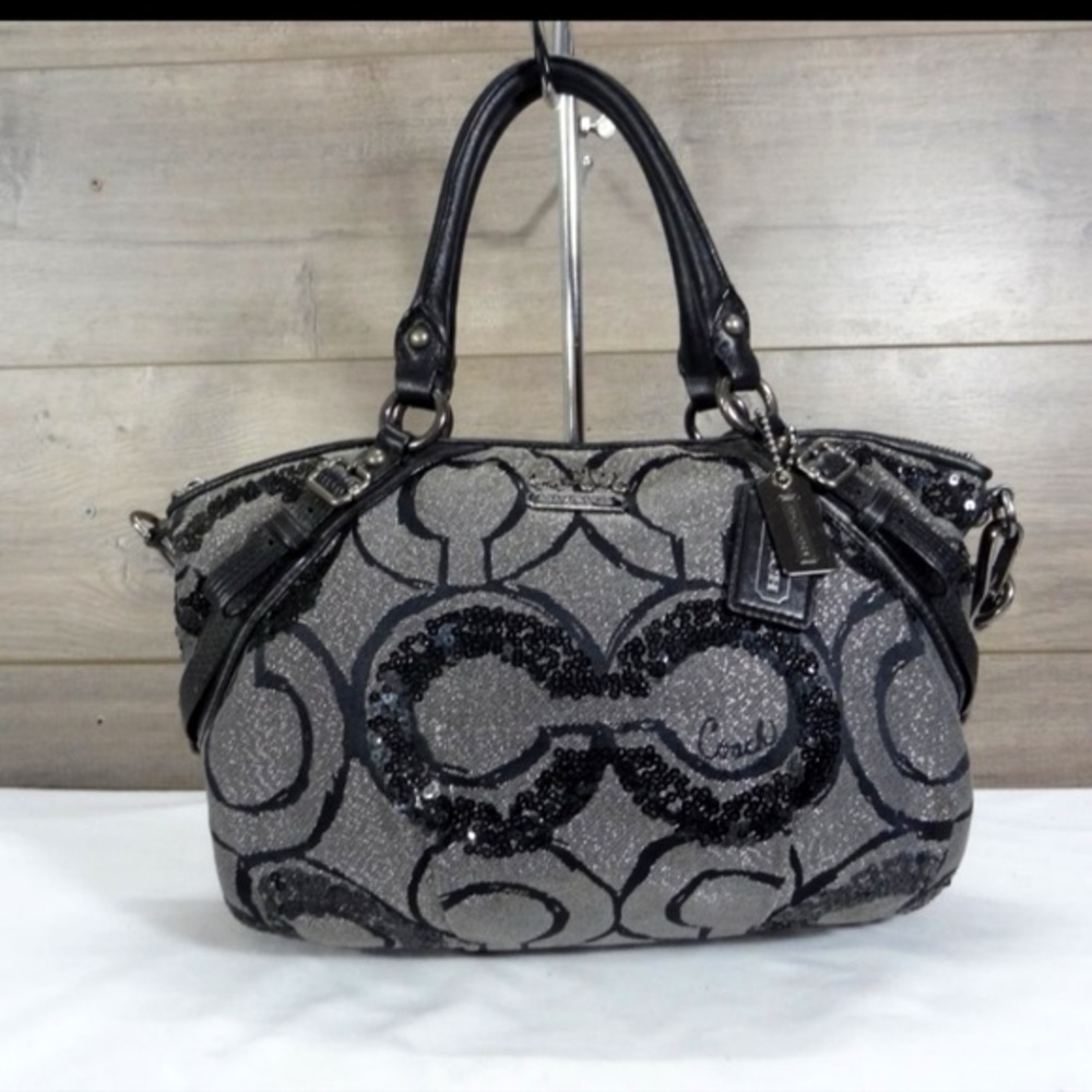 Coach Madison Signature Op Art Sophia
Sequin Metallic Satchel Shoulder Bag